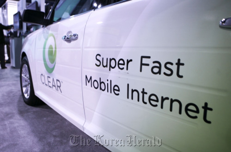 Clearwire-fueled freebie services threaten AT&T, Verizon