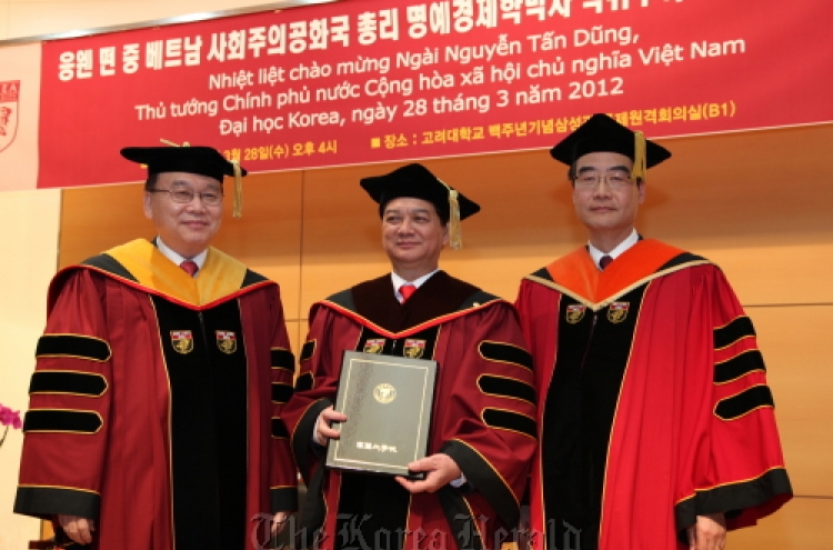 Honorary Ph.D. for Vietnam P.M.