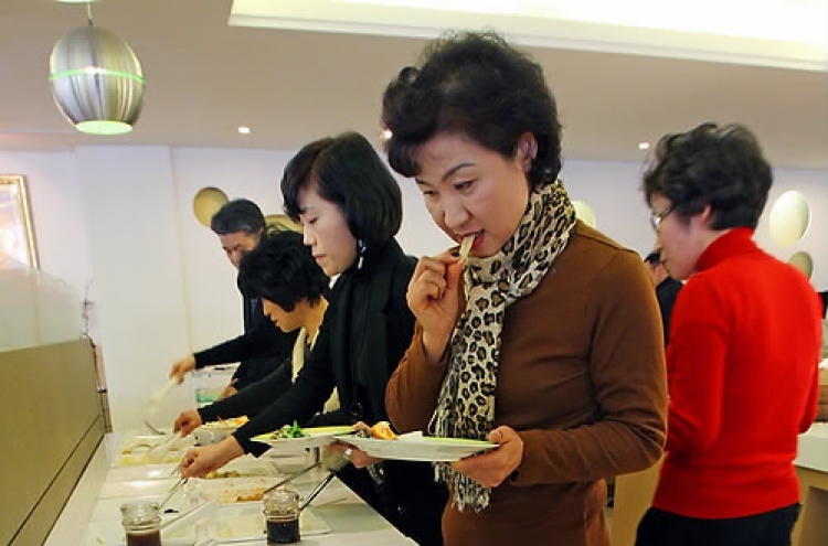 Koreans switching back to traditional meat-free diet