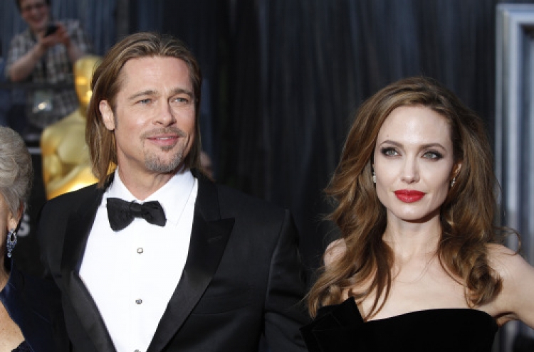 Jolie-Pitt engagement certain to fuel media frenzy