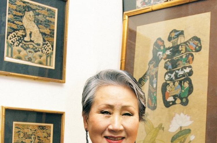 Embroiderer to introduce Korean craftsmen overseas