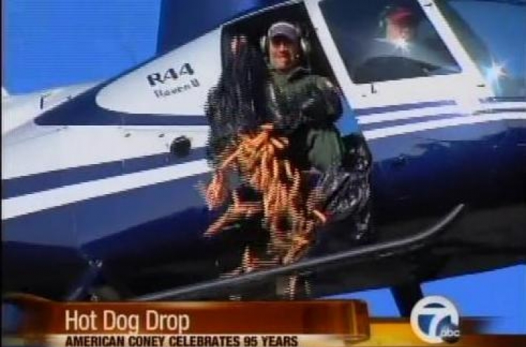 Hot dogs fall from the sky in Detroit