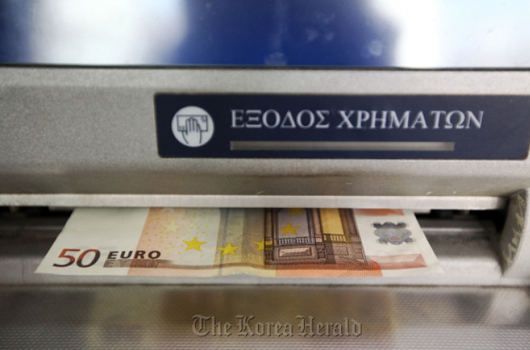 Greece running out of cash for pensions