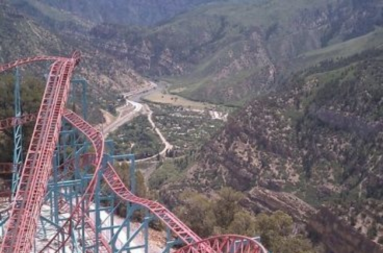 ‘The world’s highest rollercoaster’ opens at 2.1 km