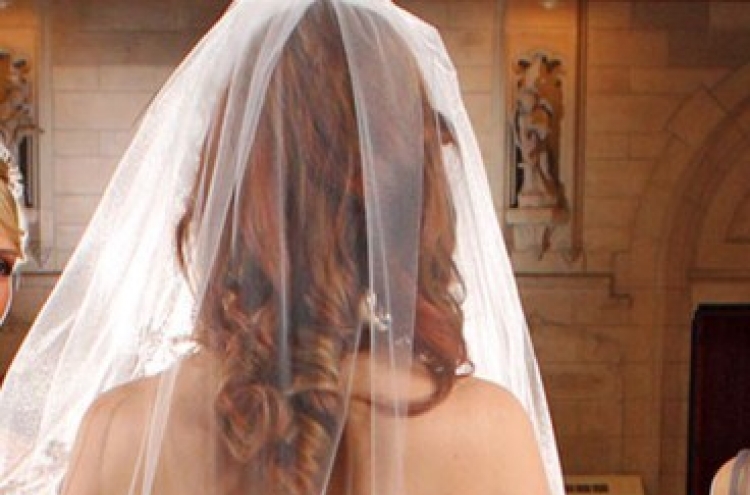 Bride steals her way into wedding, ends up in prison