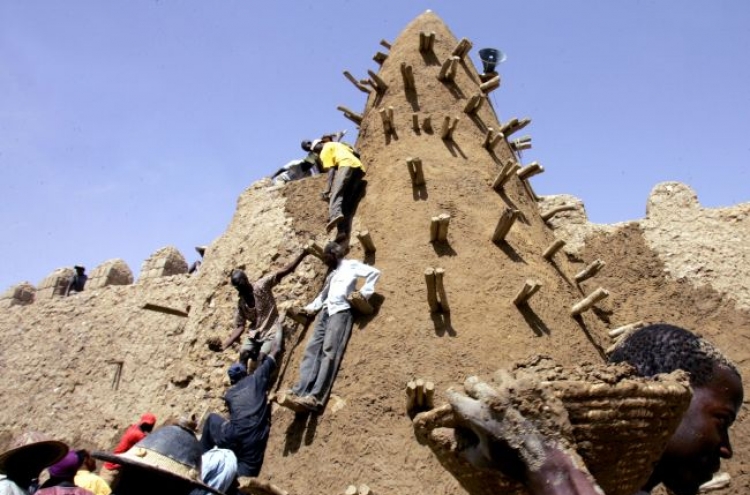Why Mali’s Islamists are destroying Timbuktu Muslim shrines