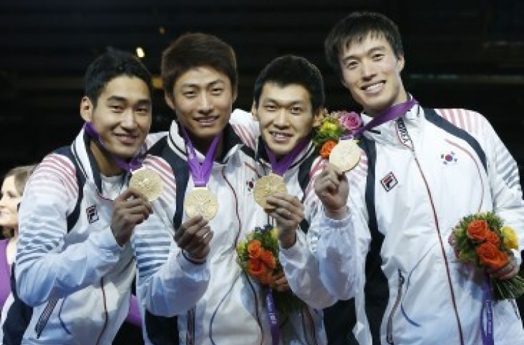 S. Korea grabs gold in men’s team saber