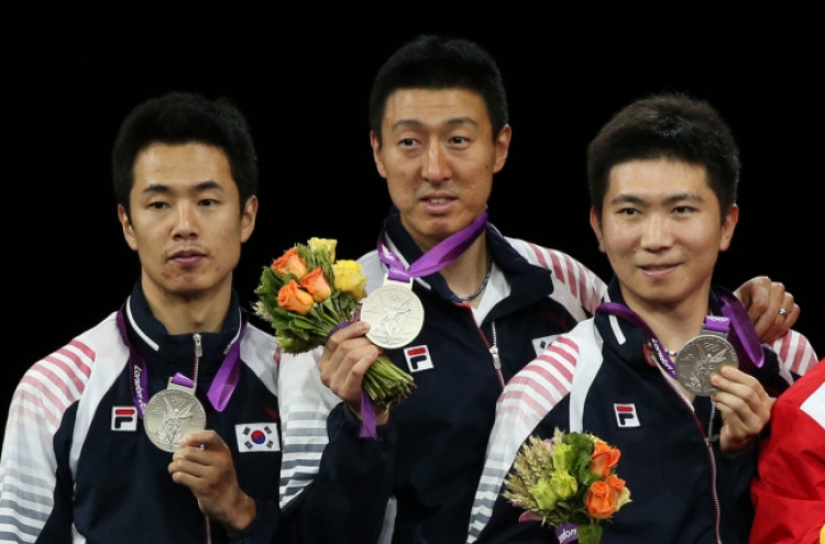 Silver medals for S. Korea in taekwondo, table tennis