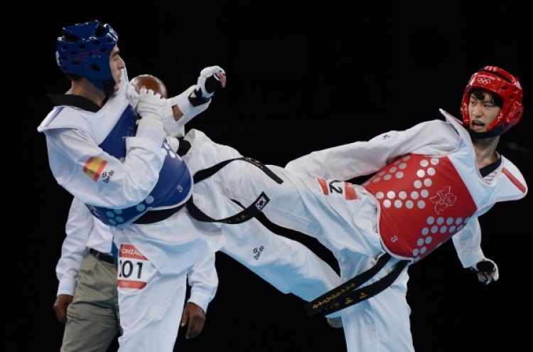 Korea picks up silver medals in taekwondo, table tennis