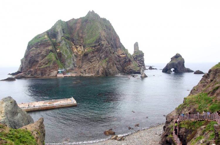 Japan is accelerating their fight for Dokdo, but Korea is at a standstill