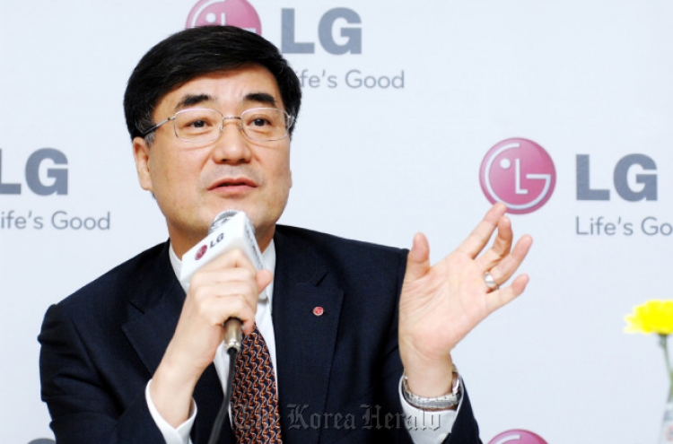 LG bets on ultra definition, OLED TVs to become global leader