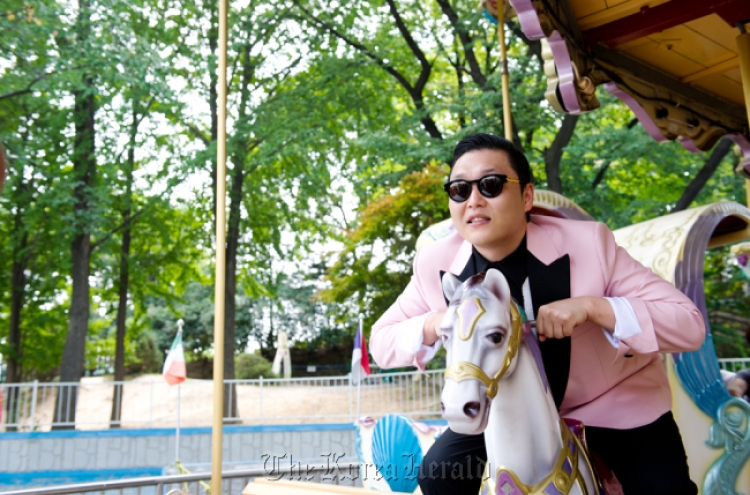 ‘Gangnam Style’ stays No. 2 on Billboard for fifth week