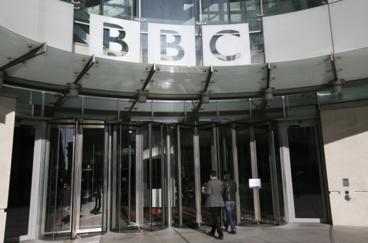 [Newsmaker] BBC struggles with crisis upon crisis