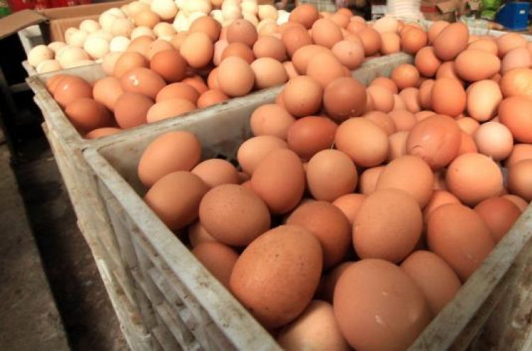 Man eats 28 raw eggs, dies