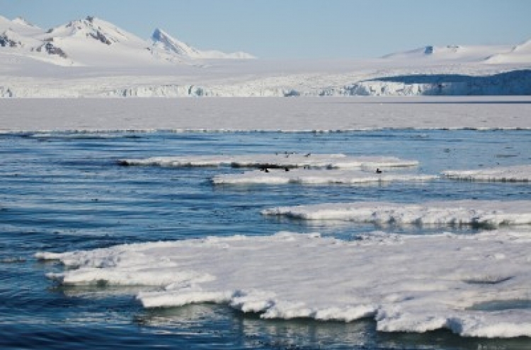 Climate change increases ice around Antarctica: study