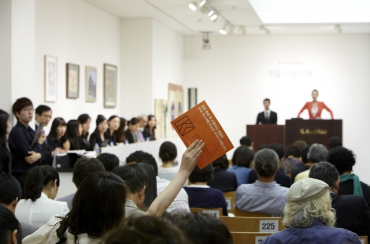 Corporate buying needed to boost art market in Korea