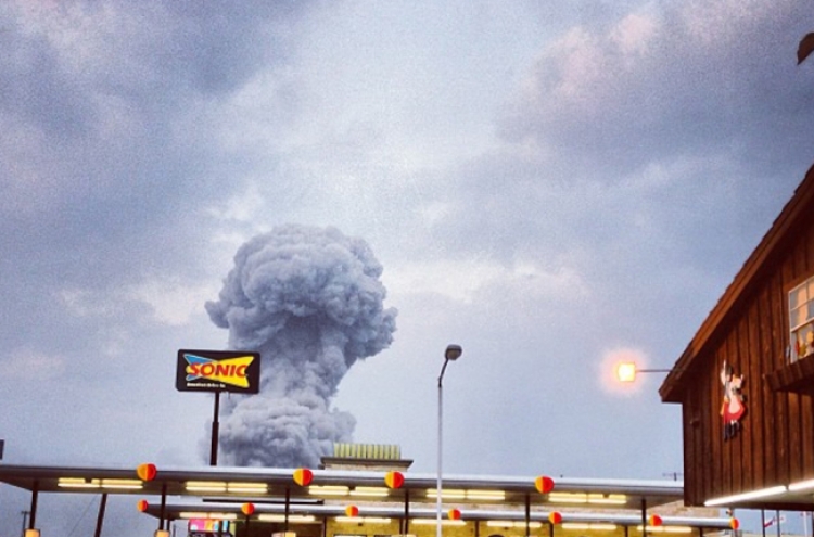 텍사스 비료 공장 폭발, “수백명 사상”