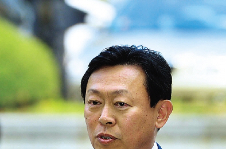 [Photo News] Lotte chief on trial