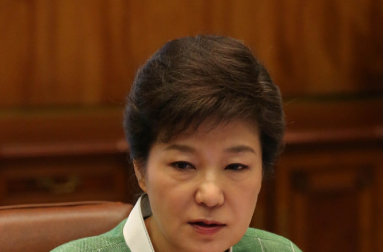 Park apologizes for scandal
