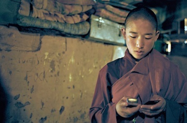 Monasteries decline as tech grips Bhutan