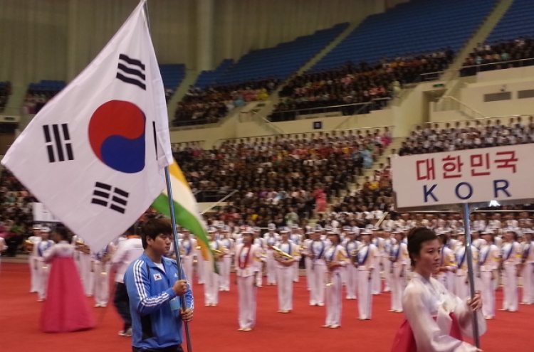 South Korea hoists national flag for first time in N.K.