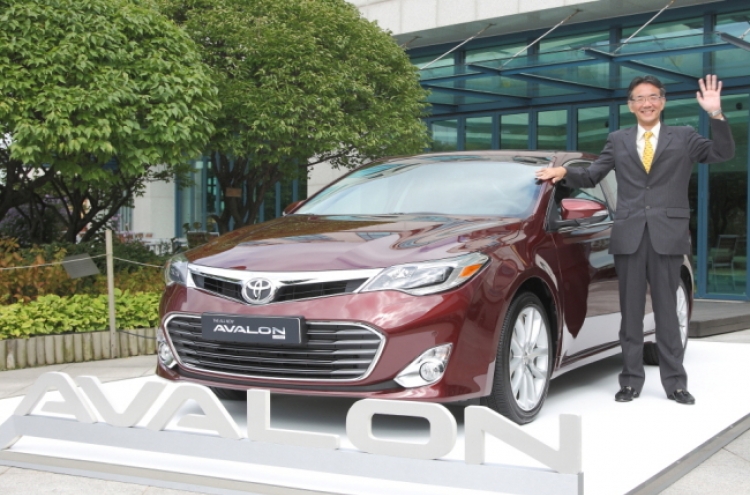 Toyota launches luxury sedan Avalon