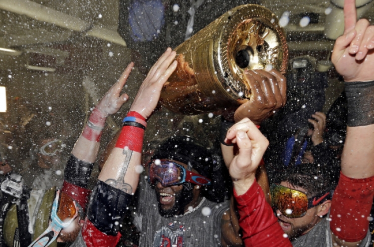 Red Sox win World Series title at Fenway Park