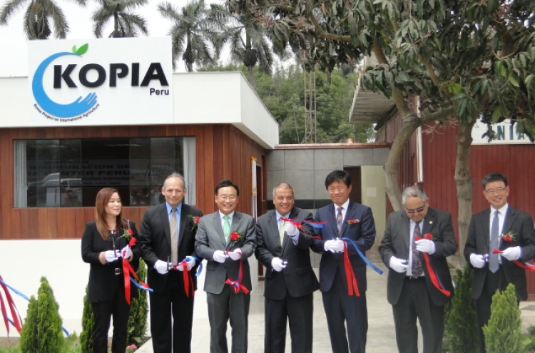Korea opens agricultural research center in Peru
