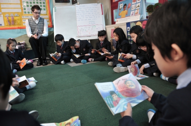 [Uniquely Korean] Early English education thrives amid concerns
