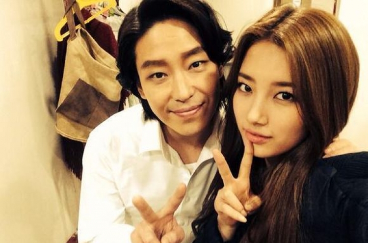 [Photo News] Suzy on hand for Eom Ki-Joon‘s musical ’Werther‘