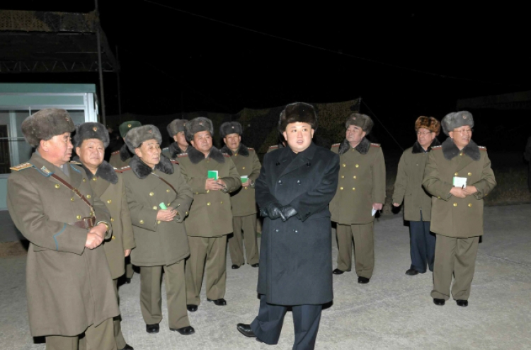 N. Korea leader guides night exercise of paratroopers