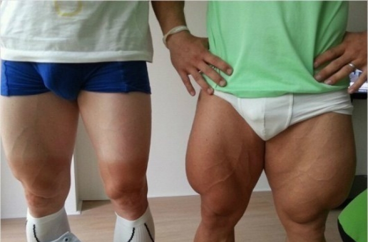 [Photo News] Cyclists in leg muscle Twitter showdown