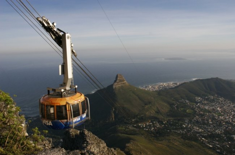 South Africa’s Mother City boasts natural beauty, food and wine