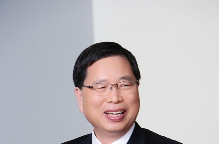 LG Chem CEO pledges large-scale R&D investment