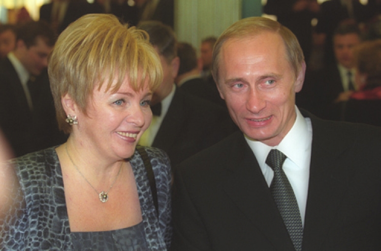 Kremlin confirms Putin's divorce final