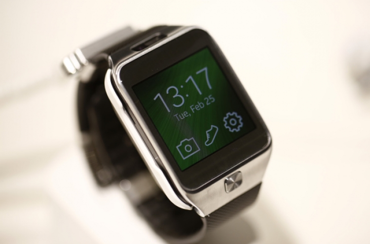 Samsung to release USIM-embedded Gear Solo watch