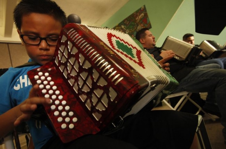 More accordion fans squeezing in lessons