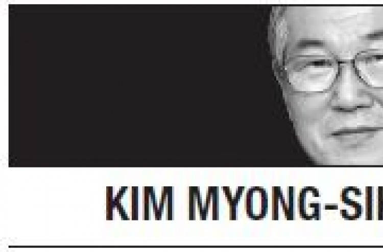 [Kim Myong-sik] Reports on North fail to exhibit good journalism
