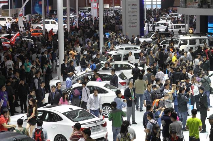 Carmakers unveil China-focused models at Beijing auto show