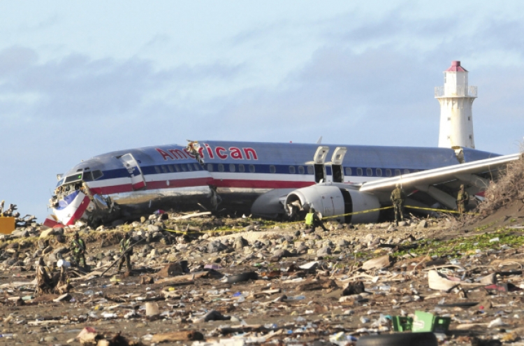 Plane overshot runway in Jamaica crash landing