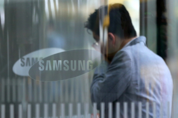 Samsung apologizes to leukemia victims
