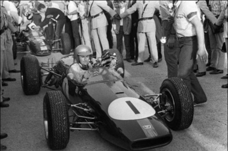 F1 great Sir Jack Brabham dies