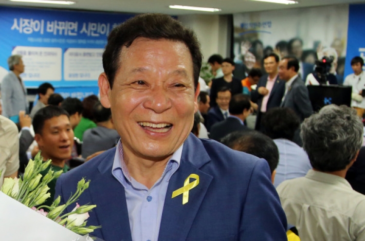 Yoon’s triumph in Gwangju boosts opposition leaders