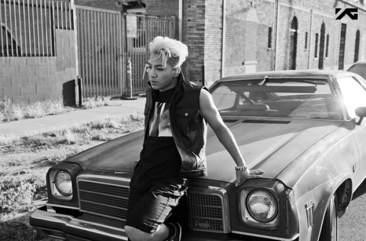 Taeyang unveils MV for ‘1AM’ with Min Hyo-rin