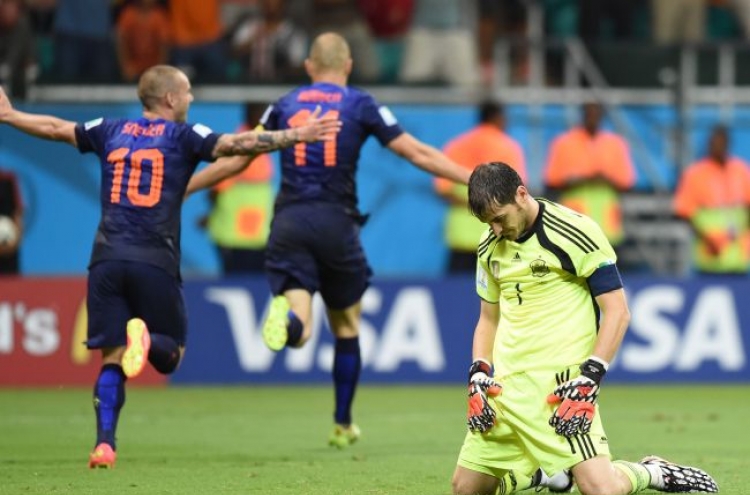 [World Cup] Netherlands thrashes Spain 5-1 in World Cup opener