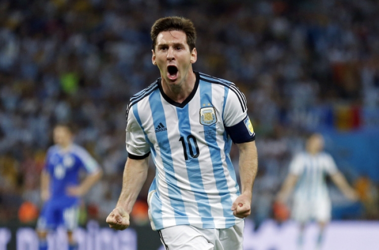 [World Cup] Messi magic gets Argentina up and running