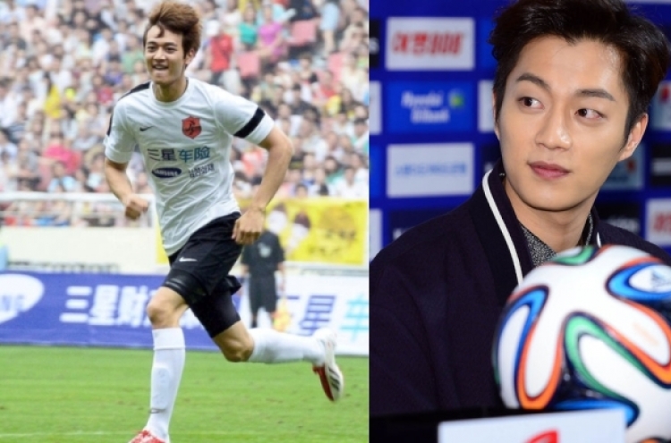 What if idols were soccer players?
