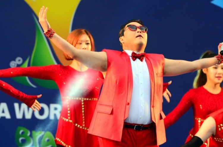 Psy lights up Gangnam with World Cup street cheering concert