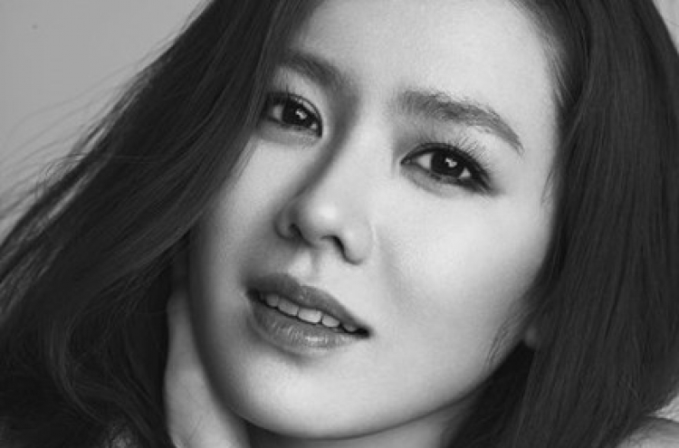 Actress Son Ye-jin as jewelry model