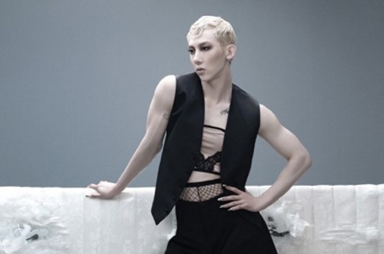 2AM Jo Kwon exceptional in drag queen shoot